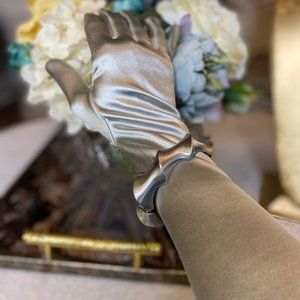 Silver polish swirl hinged metal bangle bracelet